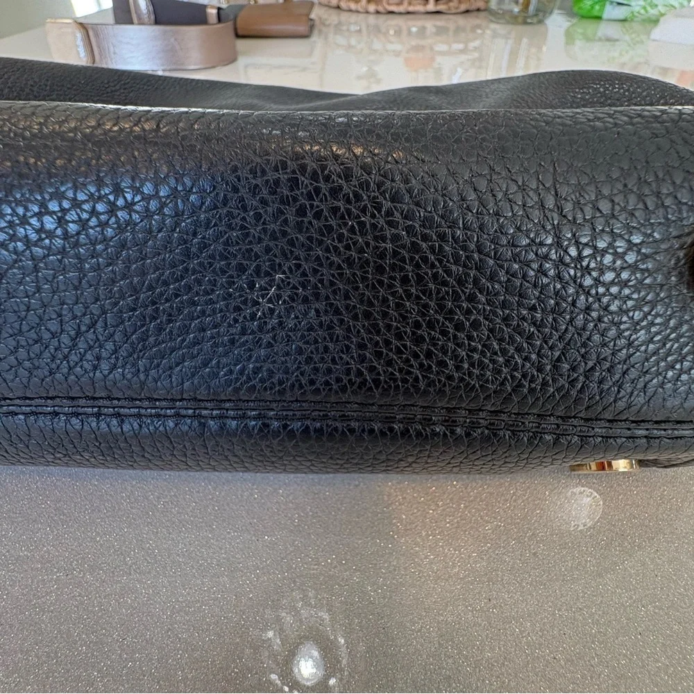Michael Kors Jet Set Pebbled Leather Shoulder Bag